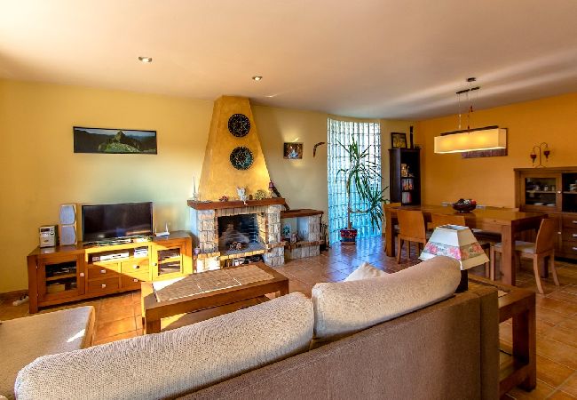 Villa en Sils - ¡Naturaleza, playa y diversión en la Costa Brava!  Villa en Sils - ¡Naturaleza, playa y diversión en la Costa Brava!