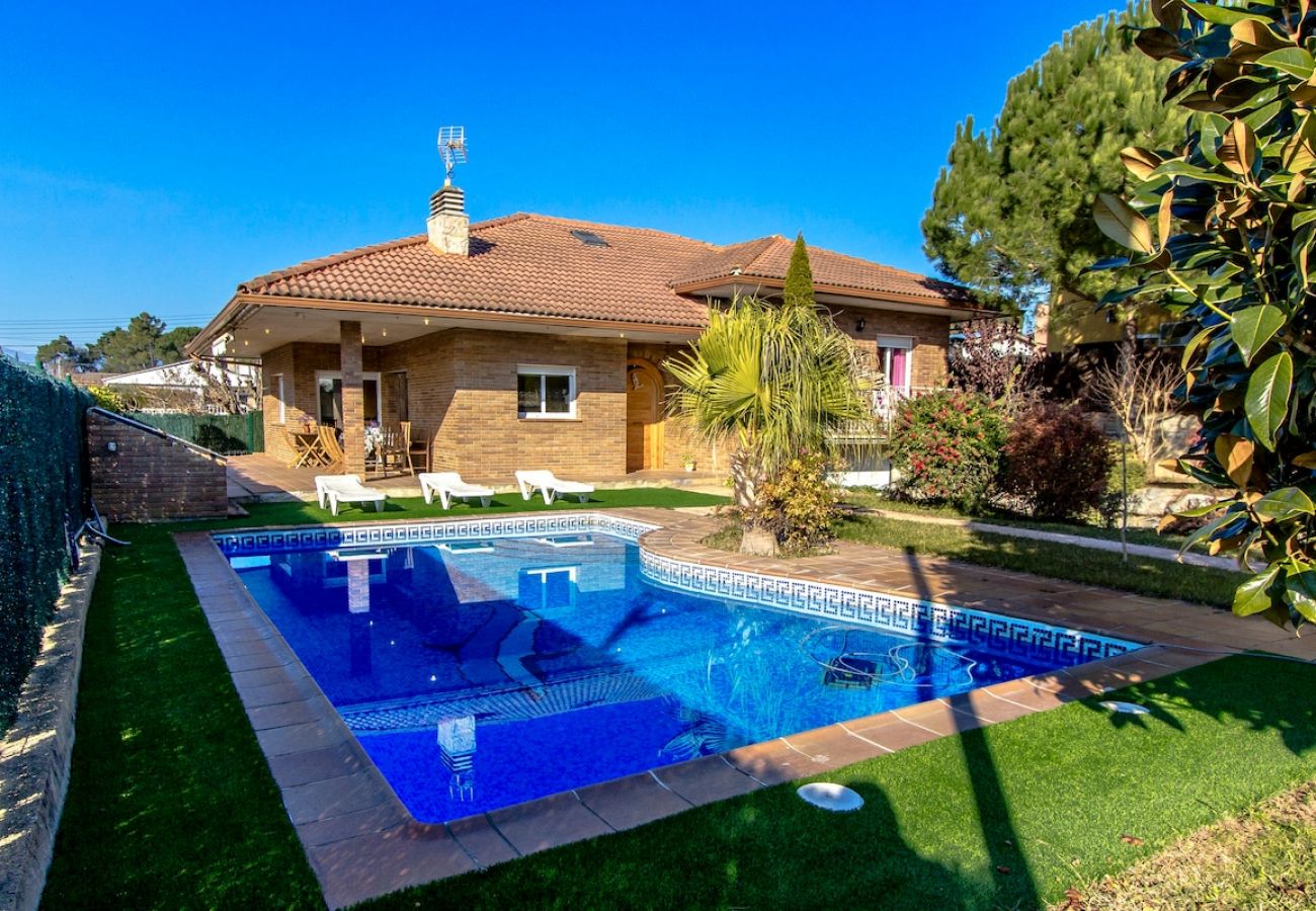 Villa en Sils - ¡Naturaleza, playa y diversión en la Costa Brava! 