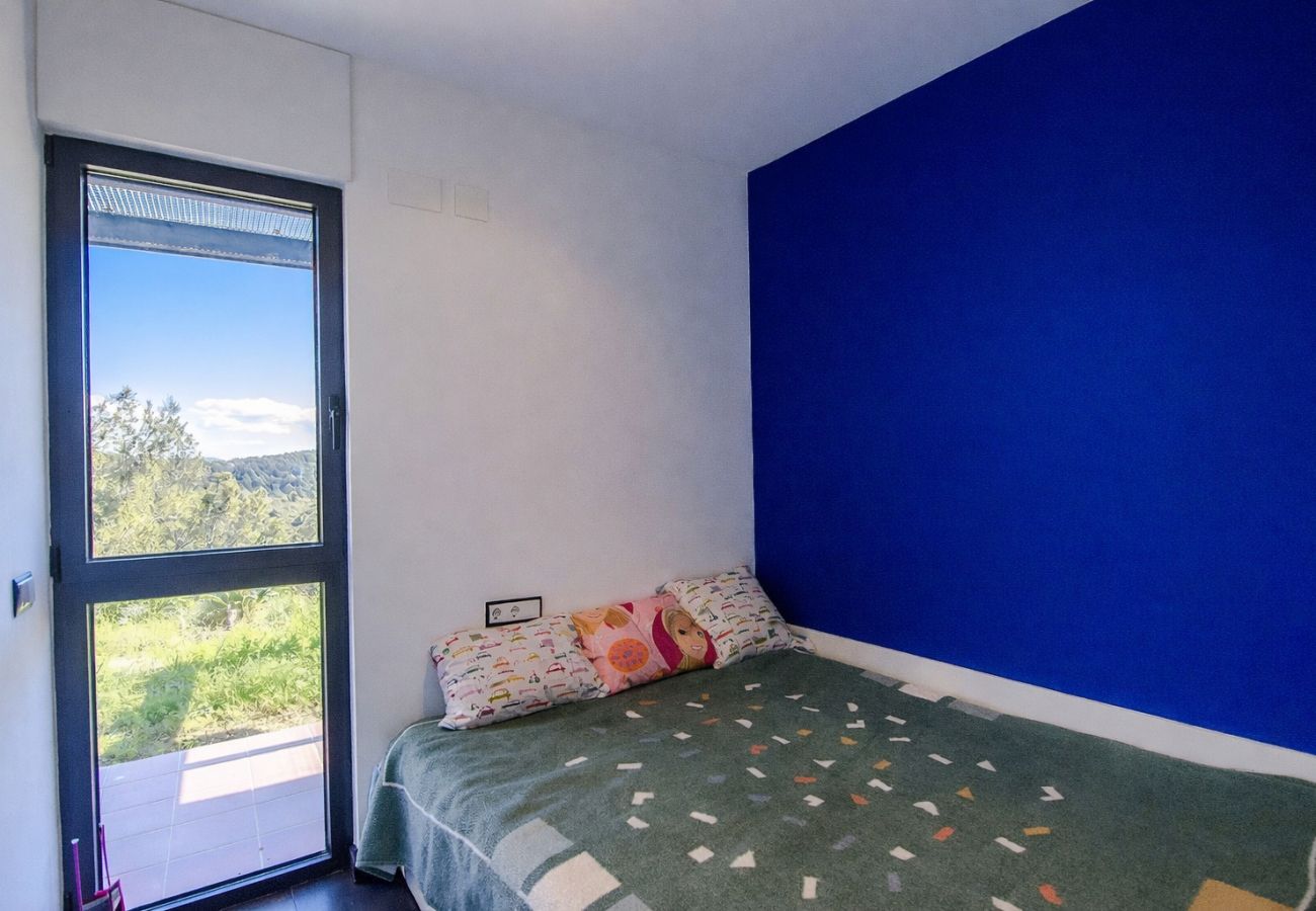 Villa en Castellet i la Gornal - Moderno refugio con piscina privada, playa a 7 km