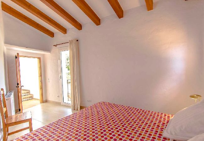 Villa en Pallejà - Majestuosa Villa y Vistas - ¡a 30km de Barcelona! Villa en Pallejà - Majestuosa Villa y Vistas - ¡a 30km de Barcelona!