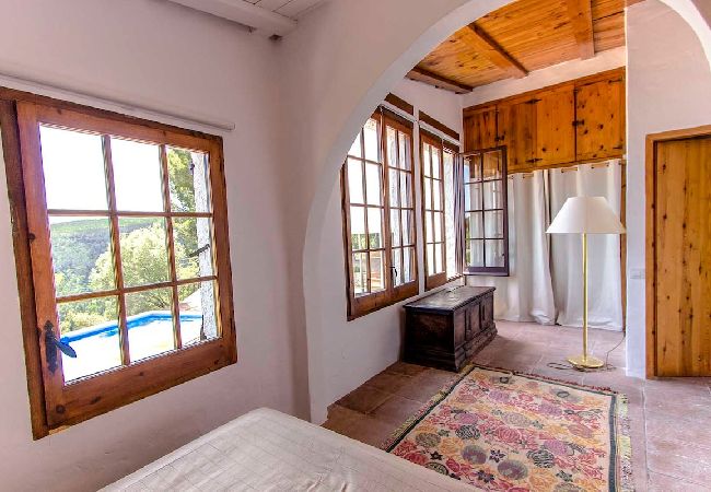 Villa en Pallejà - Majestuosa Villa y Vistas - ¡a 30km de Barcelona! Villa en Pallejà - Majestuosa Villa y Vistas - ¡a 30km de Barcelona!