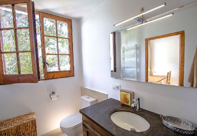 Villa en Pallejà - Majestuosa Villa y Vistas - ¡a 30km de Barcelona! Villa en Pallejà - Majestuosa Villa y Vistas - ¡a 30km de Barcelona!