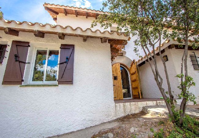 Villa en Pallejà - Majestuosa Villa y Vistas - ¡a 30km de Barcelona! Villa en Pallejà - Majestuosa Villa y Vistas - ¡a 30km de Barcelona!
