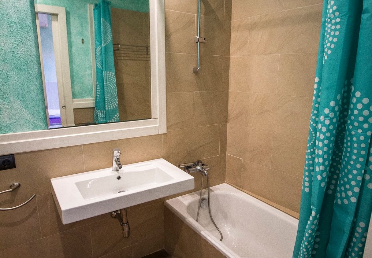 Villa en Sils - ¡Un oasis para amantes de la naturaleza, 26 pax!