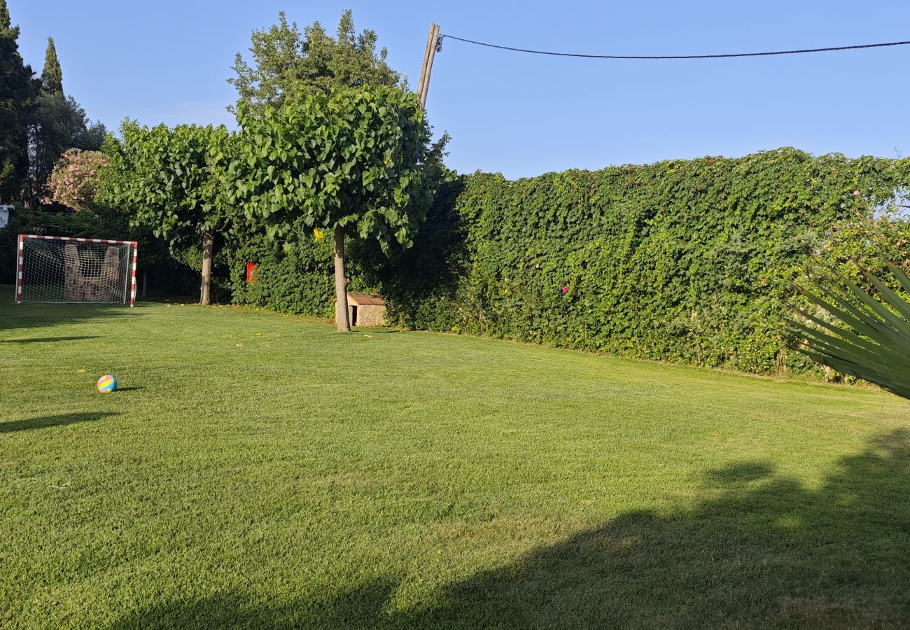 Villa en Sils - ¡Un oasis para amantes de la naturaleza, 26 pax!