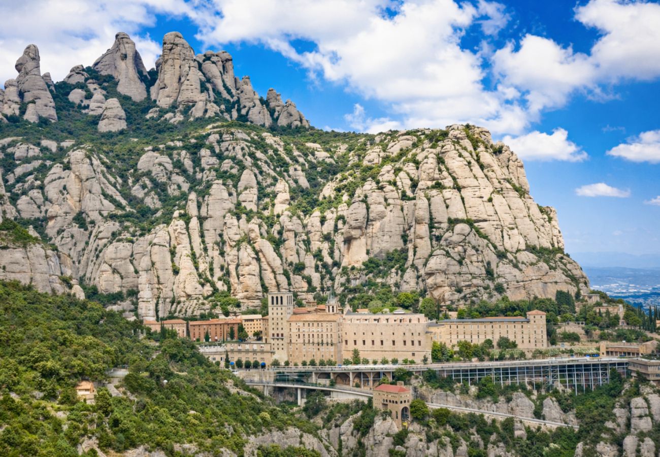 Villa en Torrelles de Llobregat - Naturaleza y tranquilidad a solo 25km de Barcelona