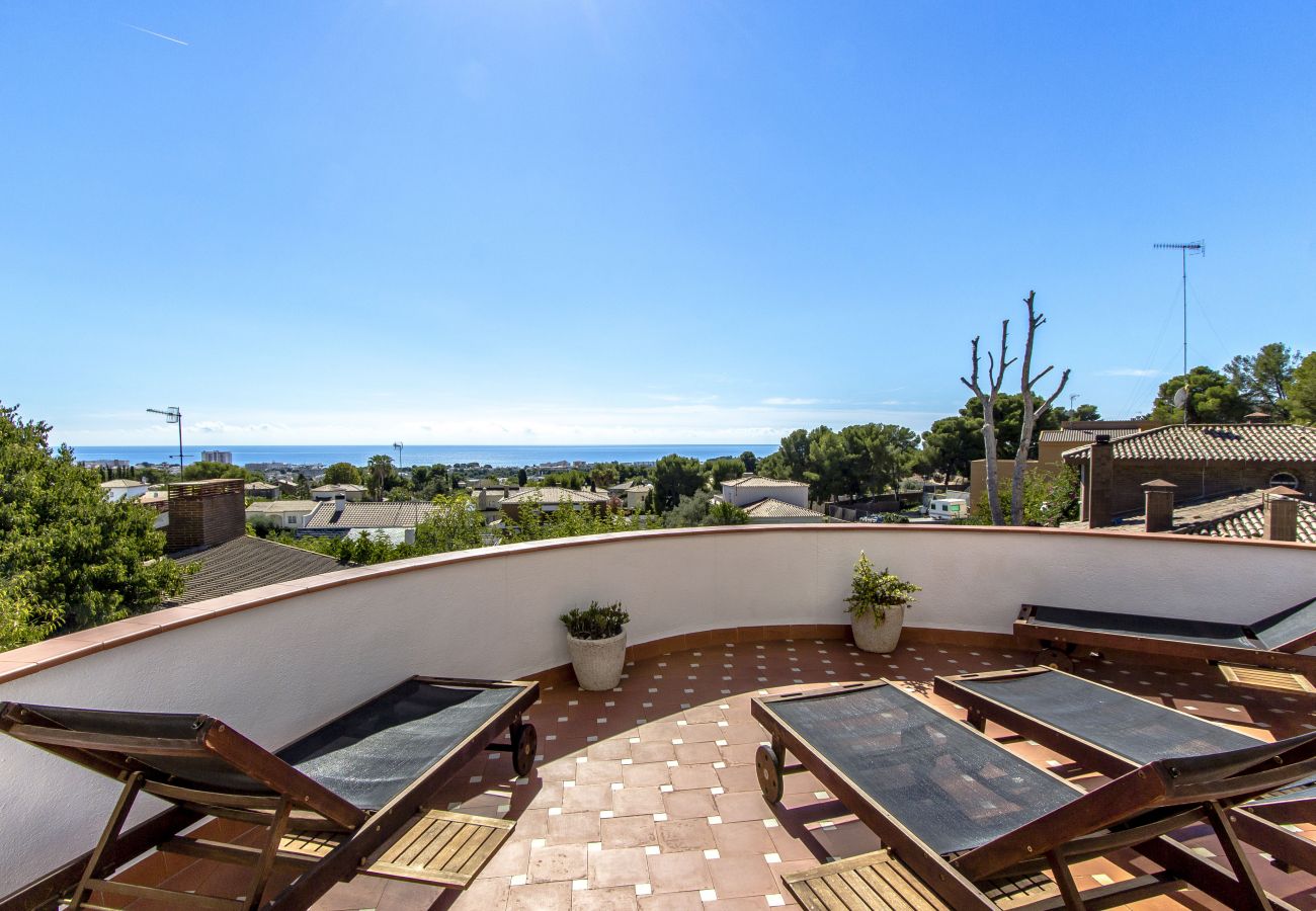 Villa en El Vendrell - Excepcional Villa con vistas mar 1.8km de la playa
