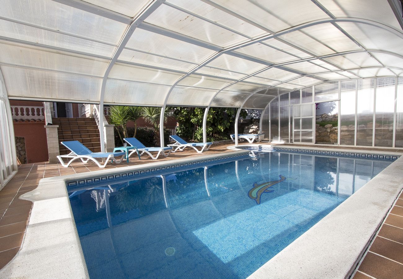 Villa en Calafell - Vistas, playa, piscina y suite para invitados