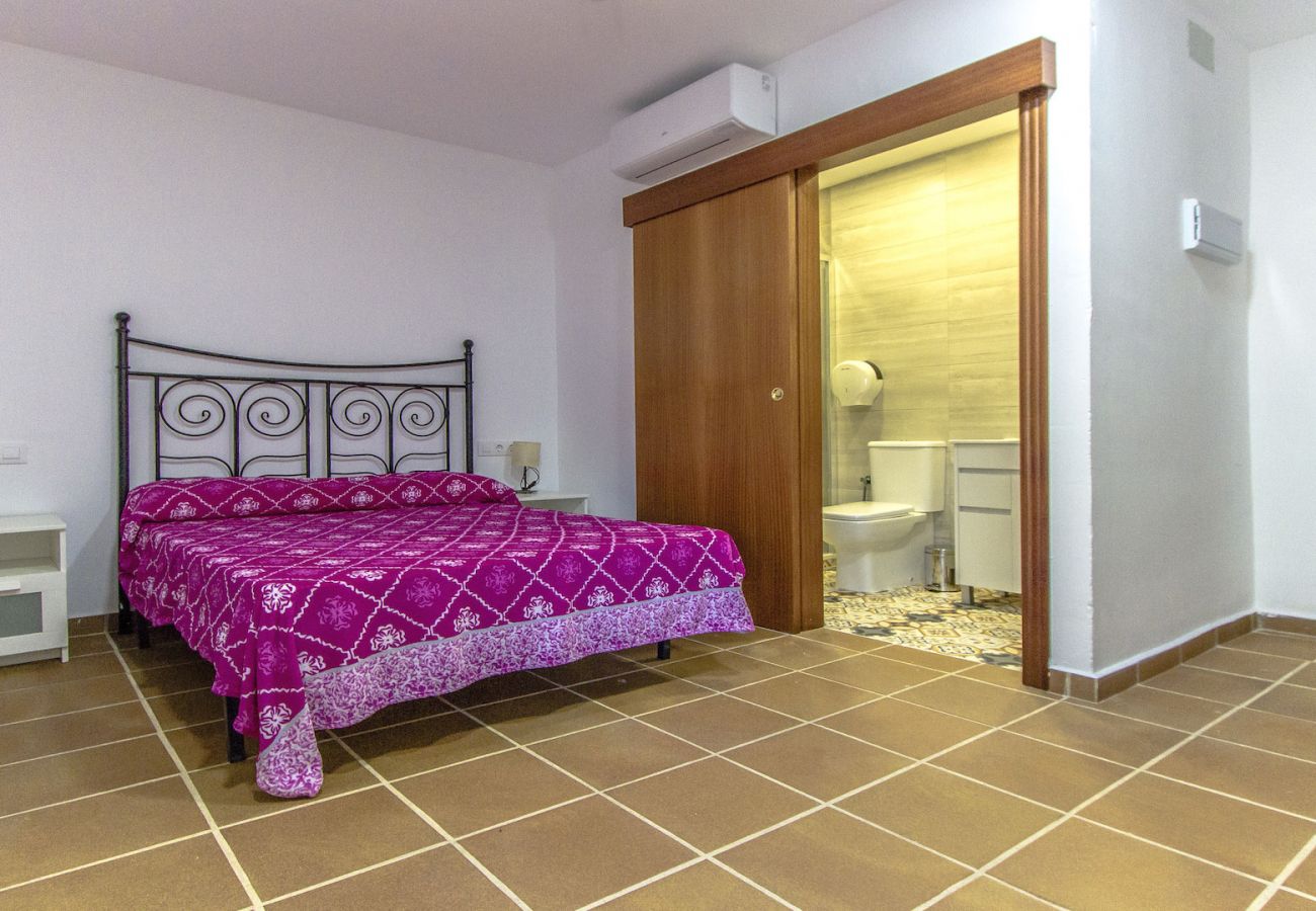 Villa en Bigues i Riells -  Tu propio hotel privado a 30 min de BCN para 25 huespedes