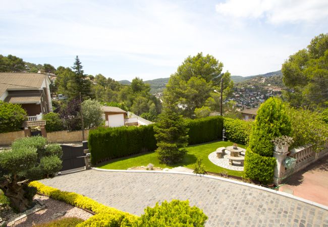 Villa en Cervelló - Paraíso privado: ¡salta a Barcelona! Villa en Cervelló - Paraíso privado: ¡salta a Barcelona!