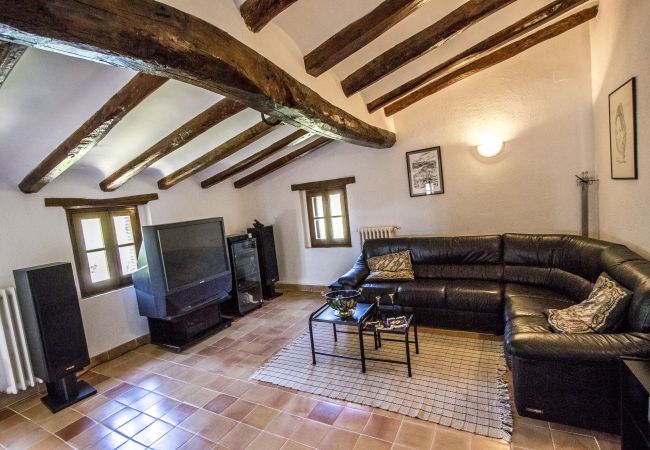 Villa en Santa Oliva - Elegancia atemporal cerca de BCN, 14min a la playa Villa en Santa Oliva - Elegancia atemporal cerca de BCN, 14min a la playa
