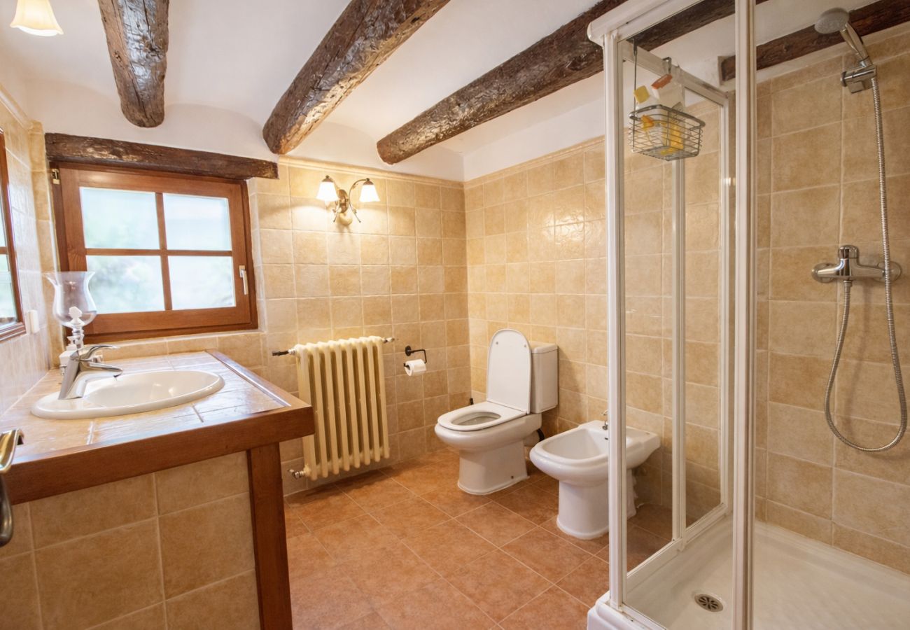 Villa en Santa Oliva - Elegancia atemporal cerca de BCN, 14min a la playa