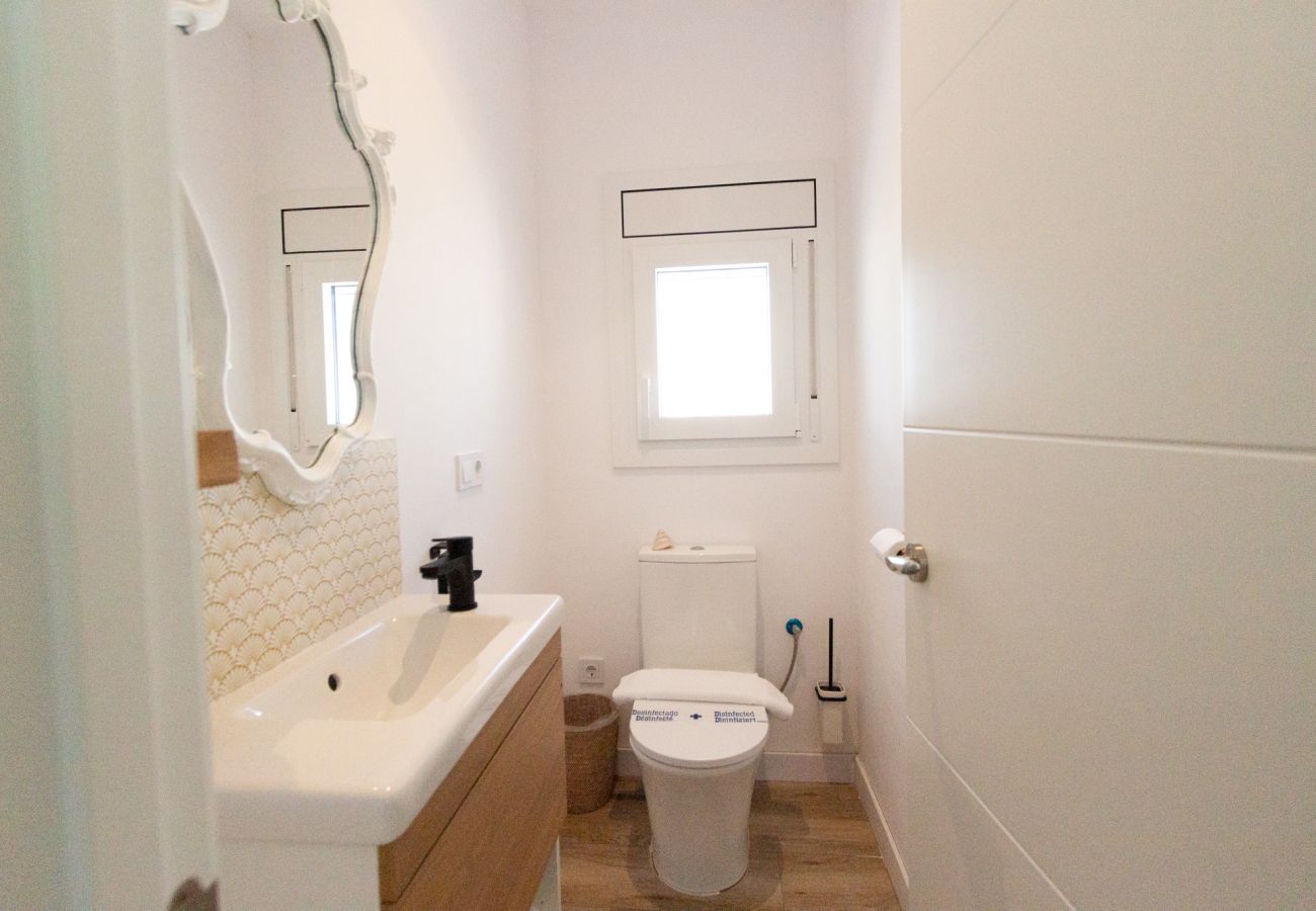 Villa en La Pobla de Montornés - Oasis Tropical Costa Dorada con piscina privada