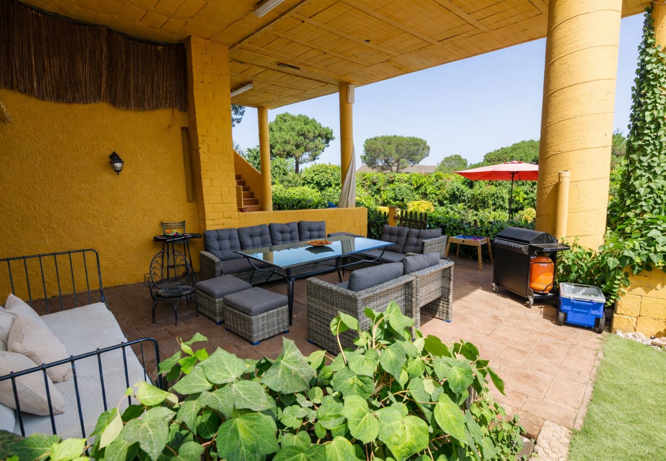 Villa en maçanet de la selva - ¡2 moradas privadas en una magnífica villa!