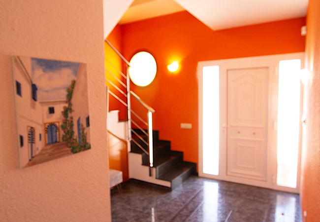 Villa en Banyoles - Oasis con piscina cerca de lago y Museo Dali! Villa en Banyoles - Oasis con piscina cerca de lago y Museo Dali!