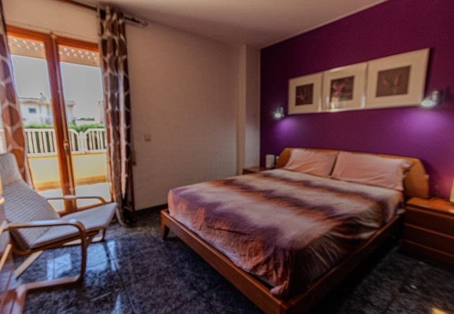 Villa en Banyoles - Oasis con piscina cerca de lago y Museo Dali! Villa en Banyoles - Oasis con piscina cerca de lago y Museo Dali!