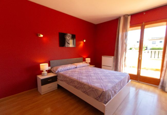 Villa en Banyoles - Oasis con piscina cerca de lago y Museo Dali! Villa en Banyoles - Oasis con piscina cerca de lago y Museo Dali!