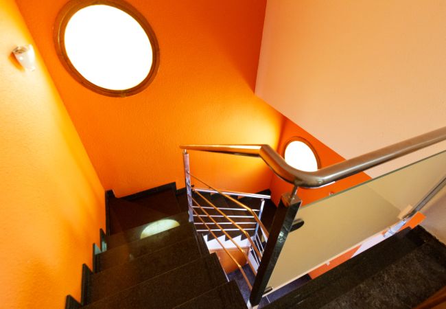 Villa en Banyoles - Oasis con piscina cerca de lago y Museo Dali! Villa en Banyoles - Oasis con piscina cerca de lago y Museo Dali!