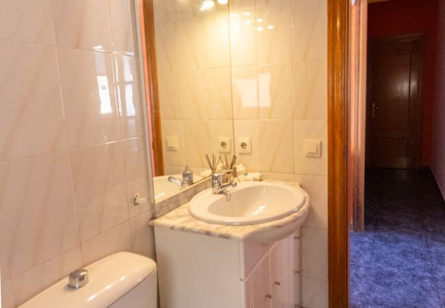 Villa en Banyoles - Oasis con piscina cerca de lago y Museo Dali! Villa en Banyoles - Oasis con piscina cerca de lago y Museo Dali!