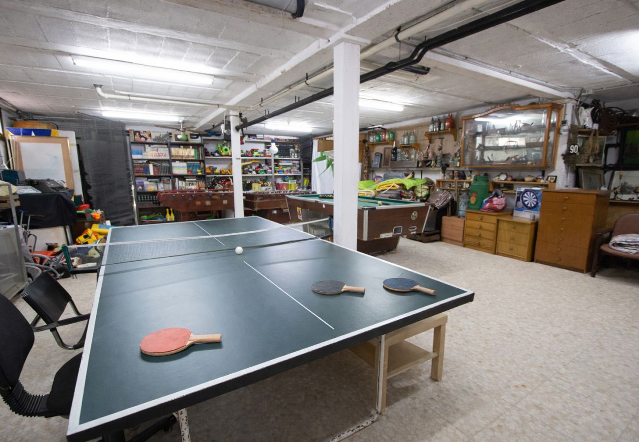 Villa en Sils - Espaciosa casa de campo en Costa Brava, relájate!