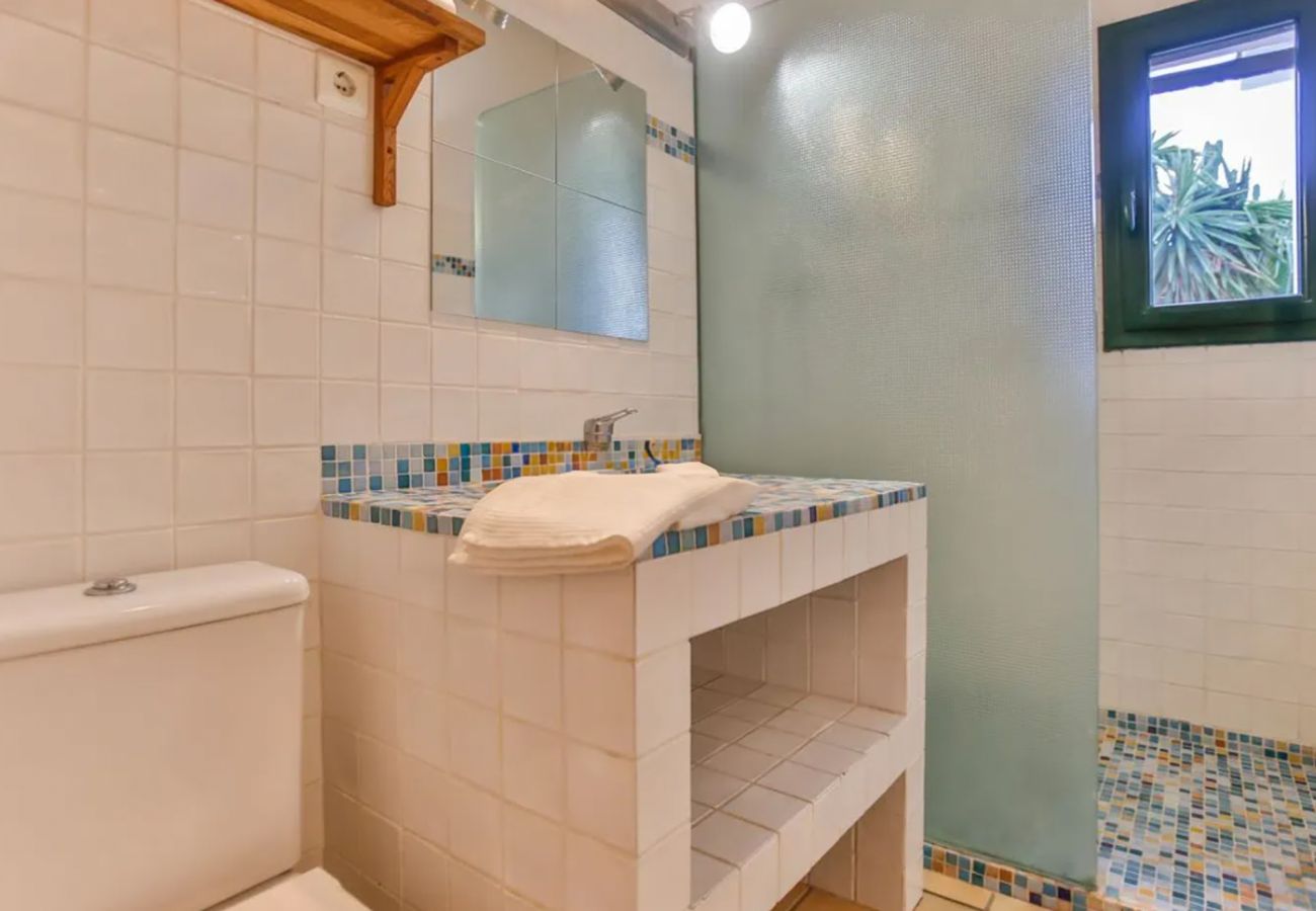 Villa en Castelldefels - Santuario de Sol y Arena: playa 2km y BCN 20km!