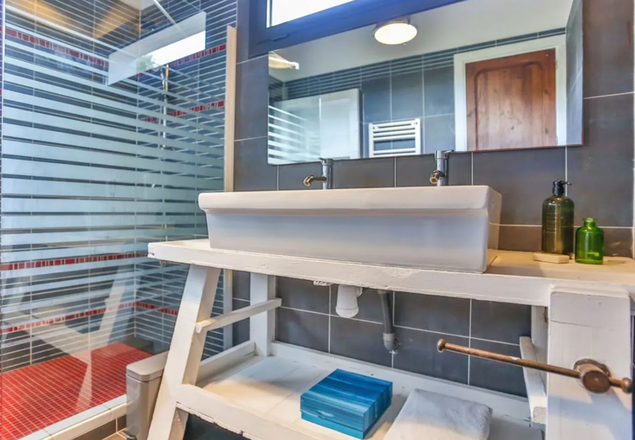 Villa en Castelldefels - Santuario de Sol y Arena: playa 2km y BCN 20km!