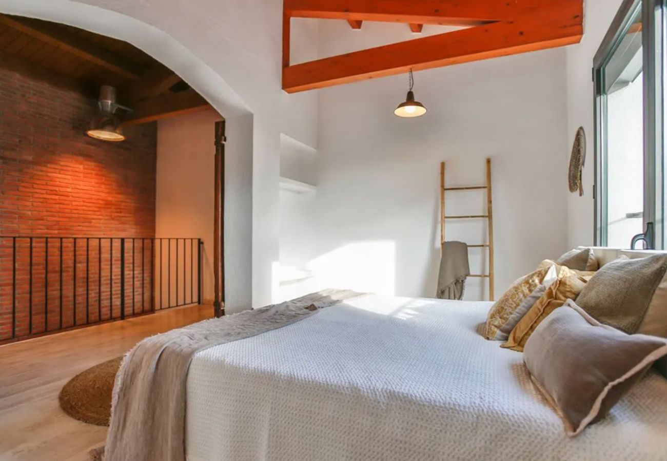Villa en Castelldefels - Santuario de Sol y Arena: playa 2km y BCN 20km!