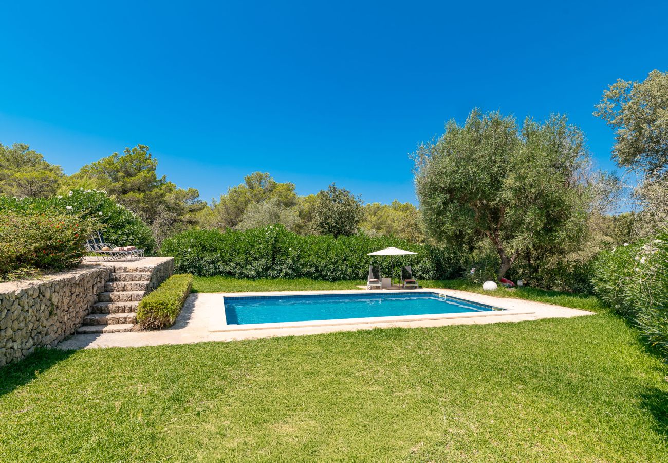 Villa en Arta - Cómoda villa en Mallorca para 6, playa a 9 km