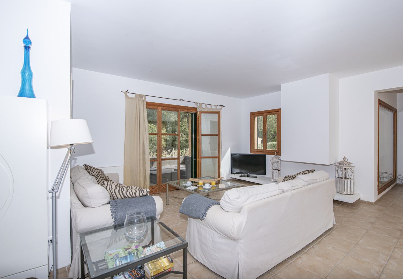 Villa en Arta - Cómoda villa en Mallorca para 6, playa a 9 km