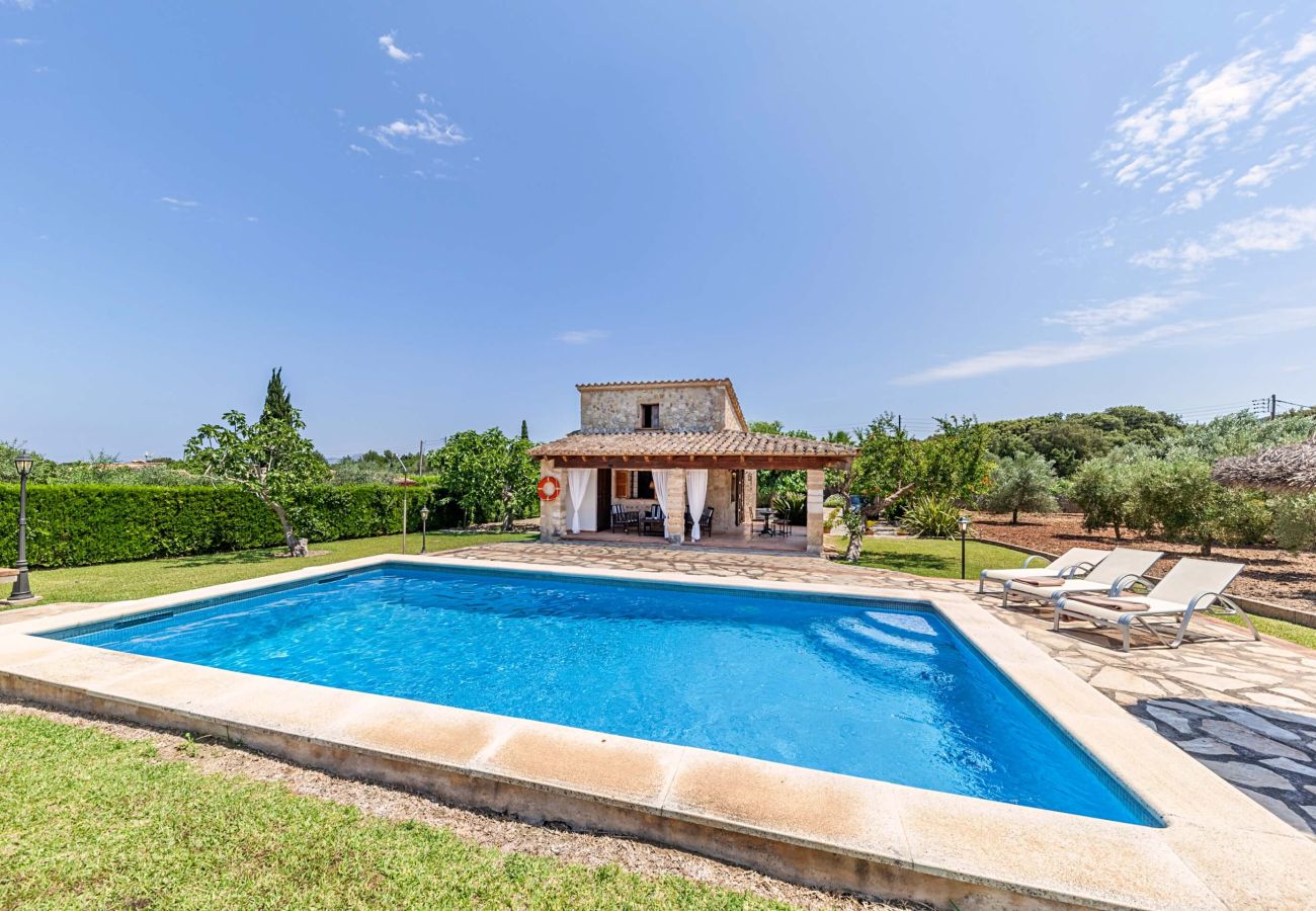 Villa en Crestatx - Escapada romántica a 11 km del Puerto de Pollensa