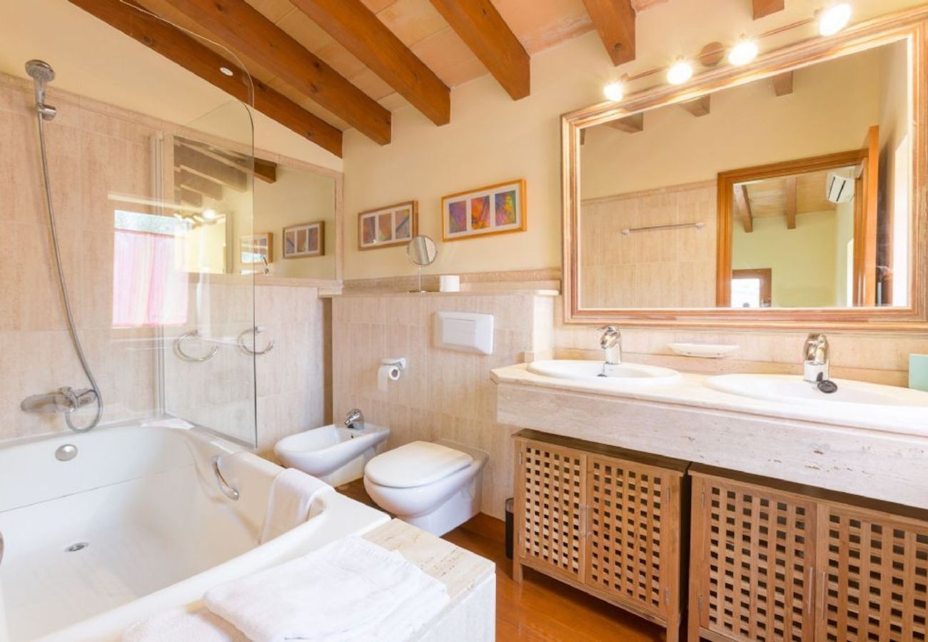 Villa en Sa Pobla - Villa encantadora en Crestatx, cerca de Pollensa