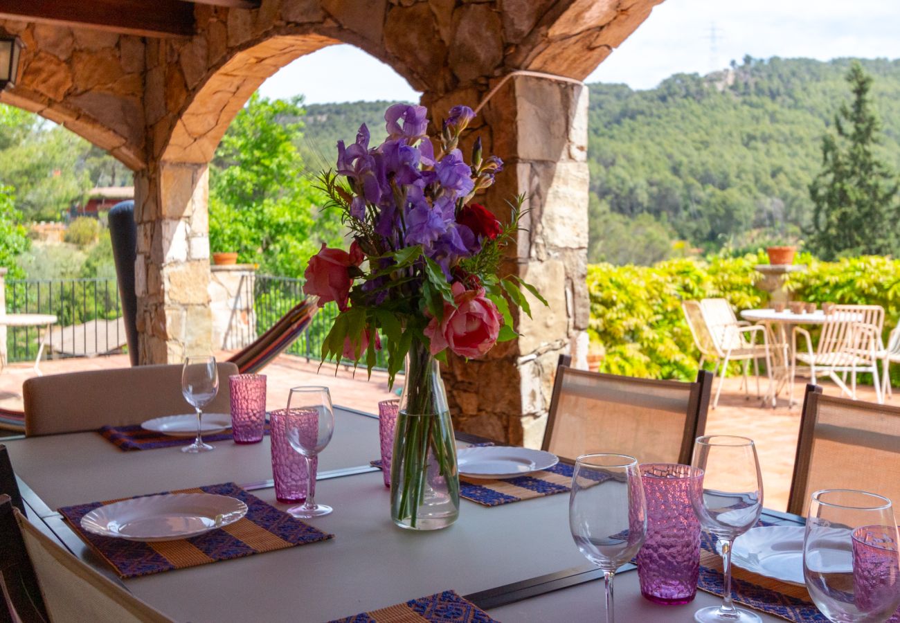 Villa en Cervelló - Rural getaway with pool & nature, 26 km BCN