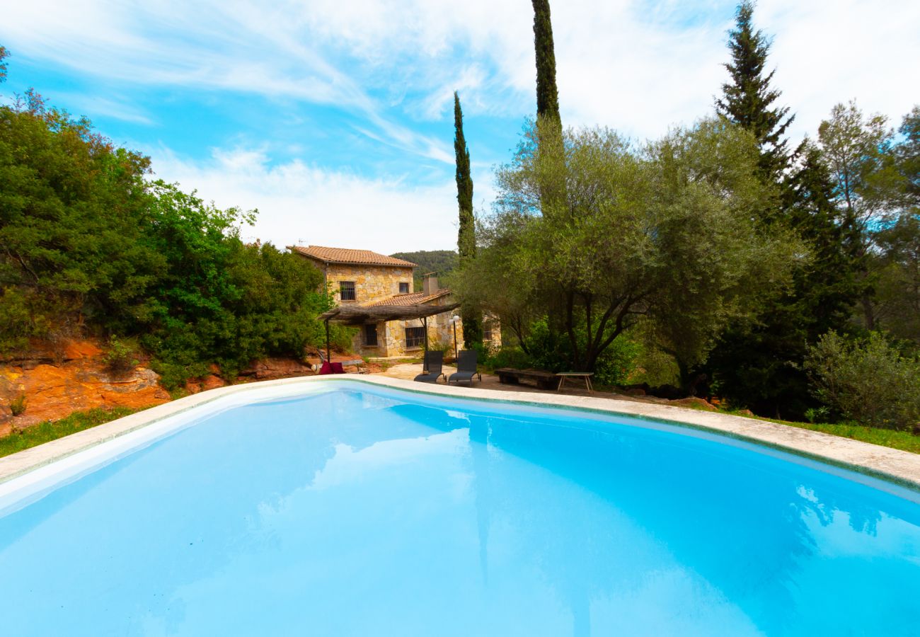 Villa en Cervelló - Rural getaway with pool & nature, 26 km BCN