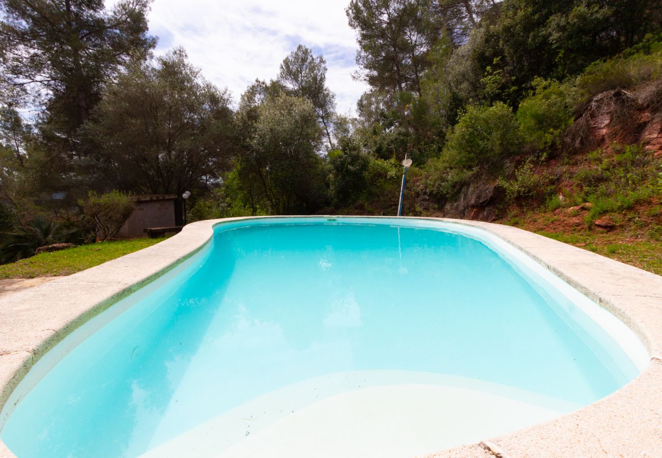 Villa en Cervelló - Rural getaway with pool & nature, 26 km BCN