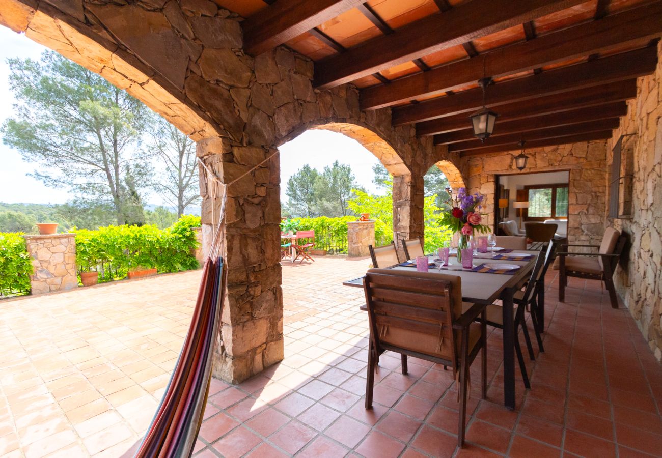 Villa en Cervelló - Rural getaway with pool & nature, 26 km BCN