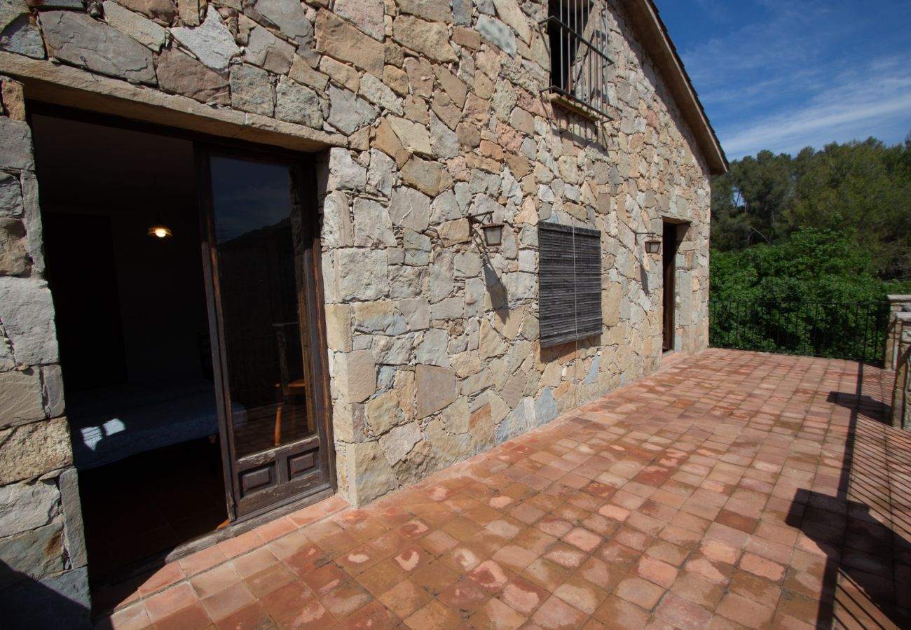 Villa en Cervelló - Rural getaway with pool & nature, 26 km BCN