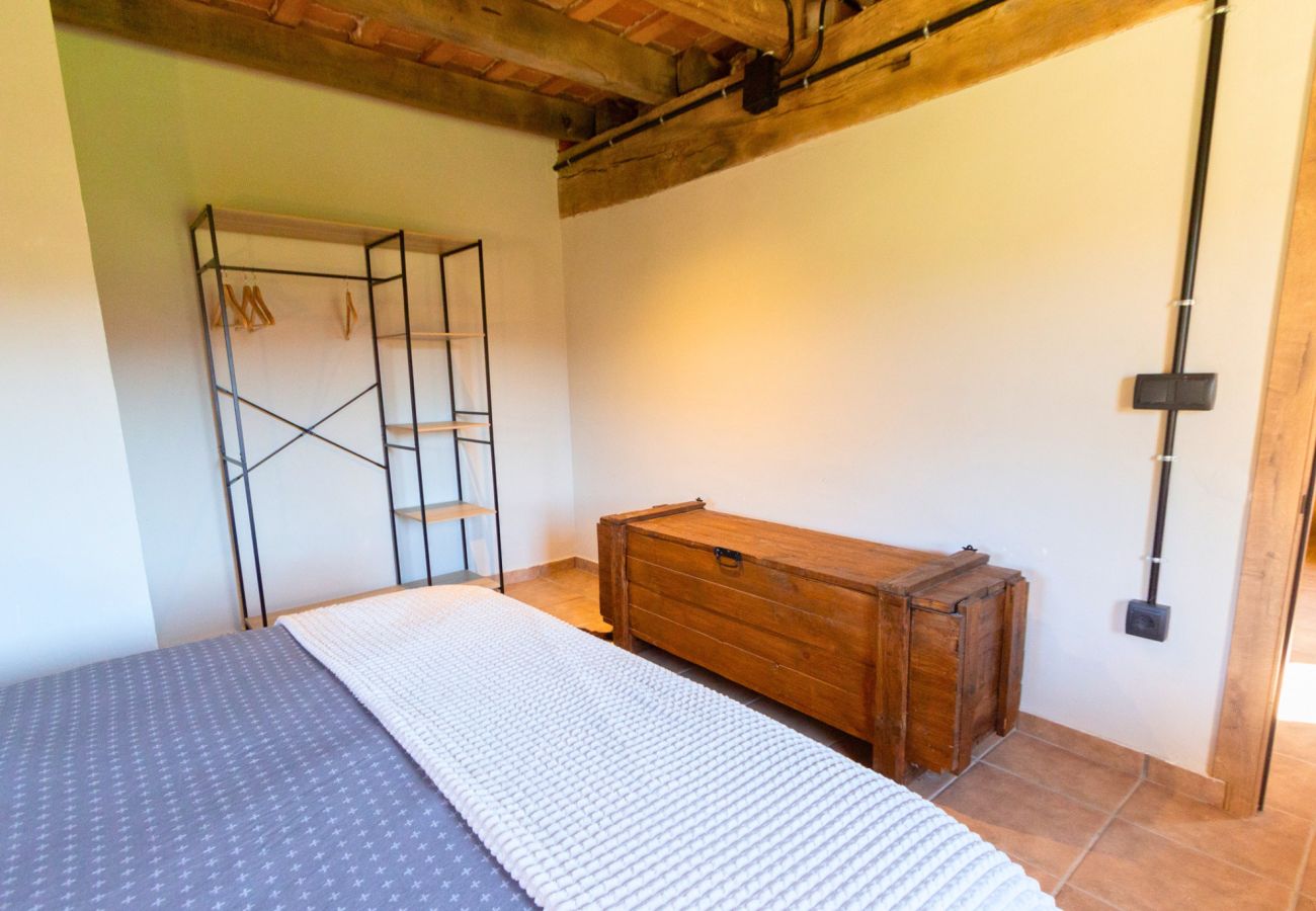 Villa en Sant Feliu de Pallerols - Villa amplia en La Garrotxa, naturaleza y tranquilidad