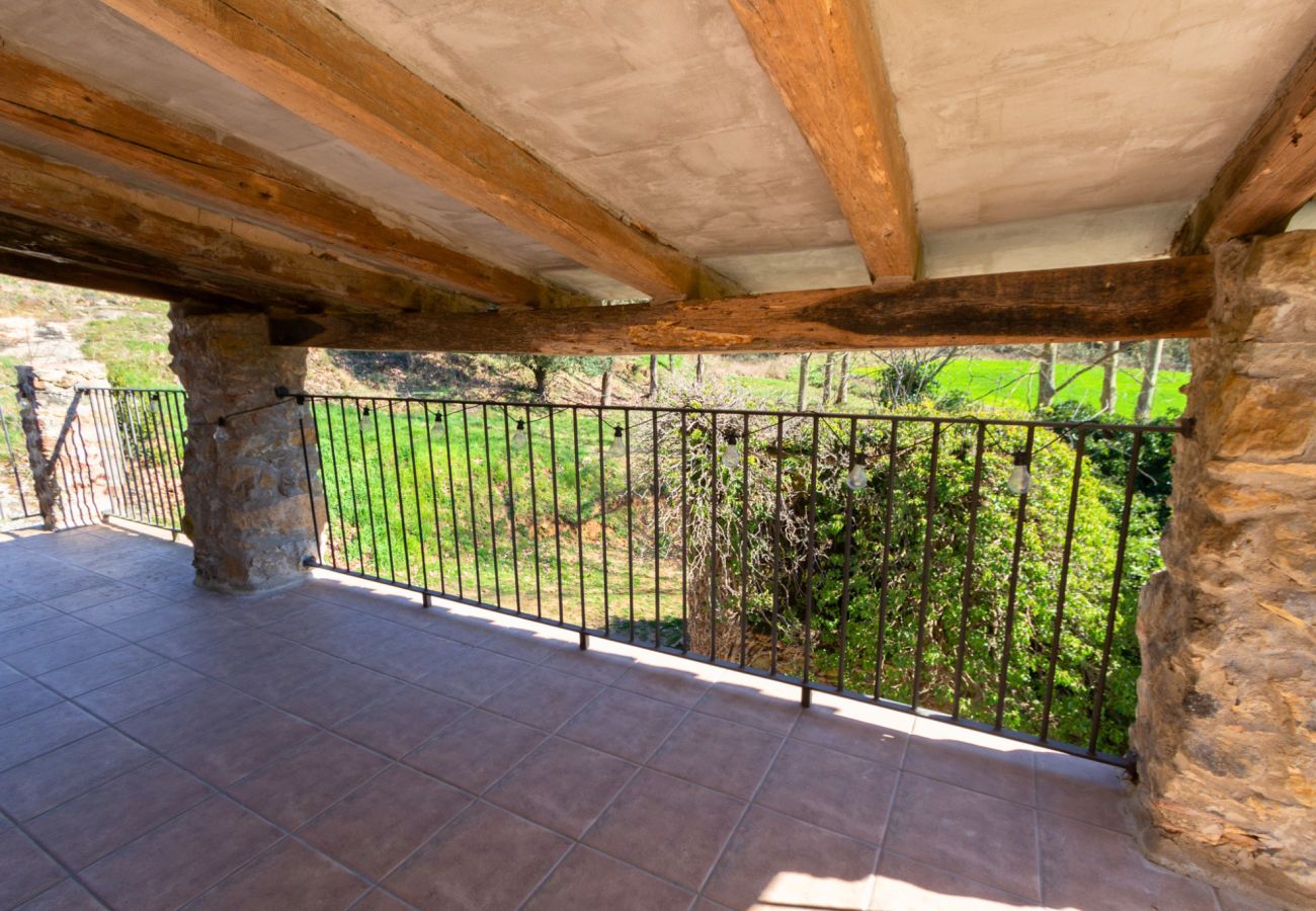 Villa en Sant Feliu de Pallerols - Villa amplia en La Garrotxa, naturaleza y tranquilidad
