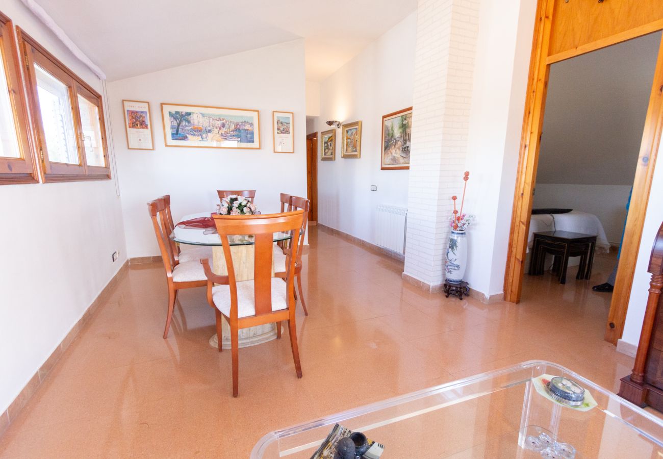 Villa en Sils - Villa relajante con piscina privada cerca de Costa Brava