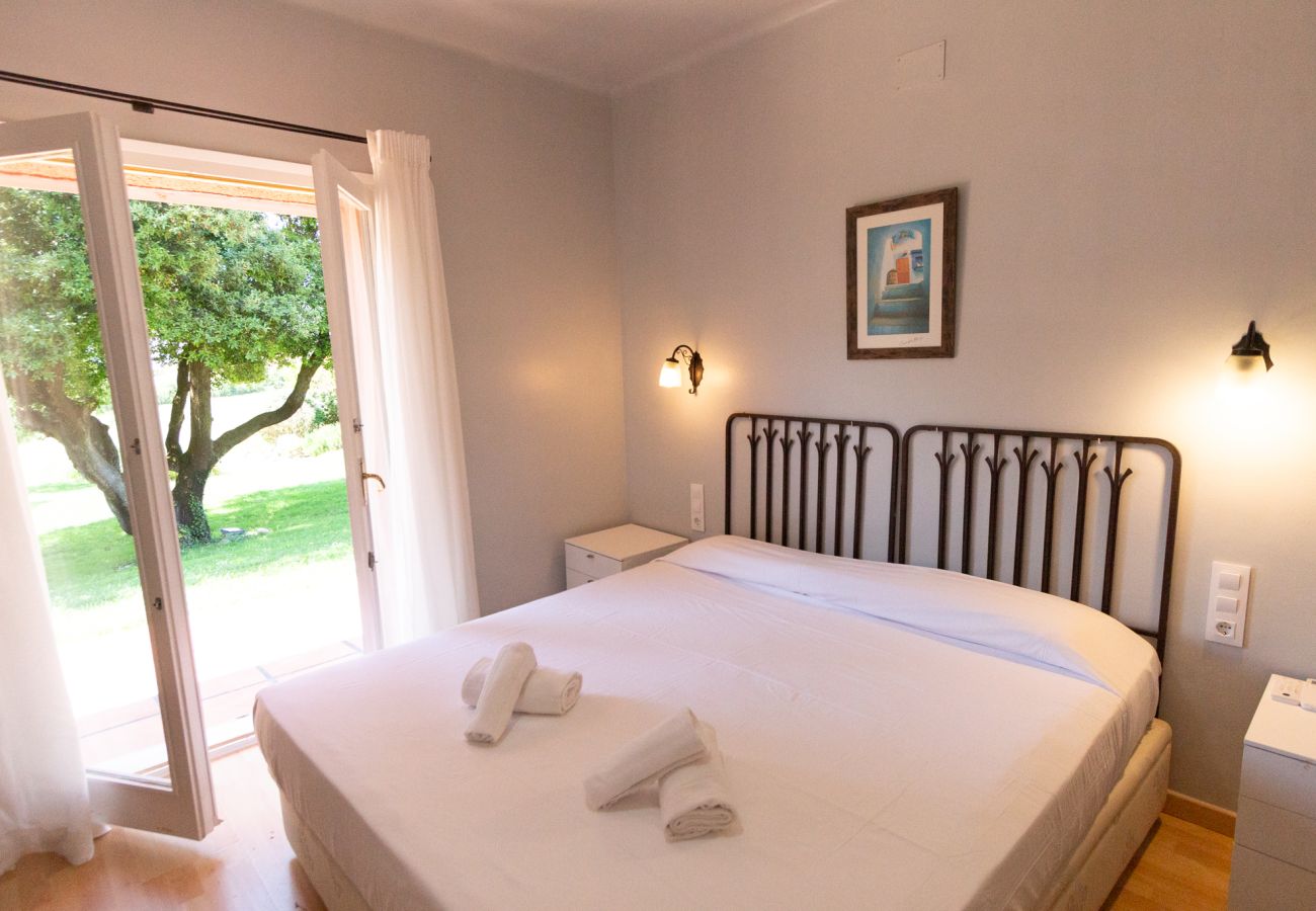 Villa en Garrigoles - ¡Lujo y naturaleza a 20km de la playa de L'Escala!