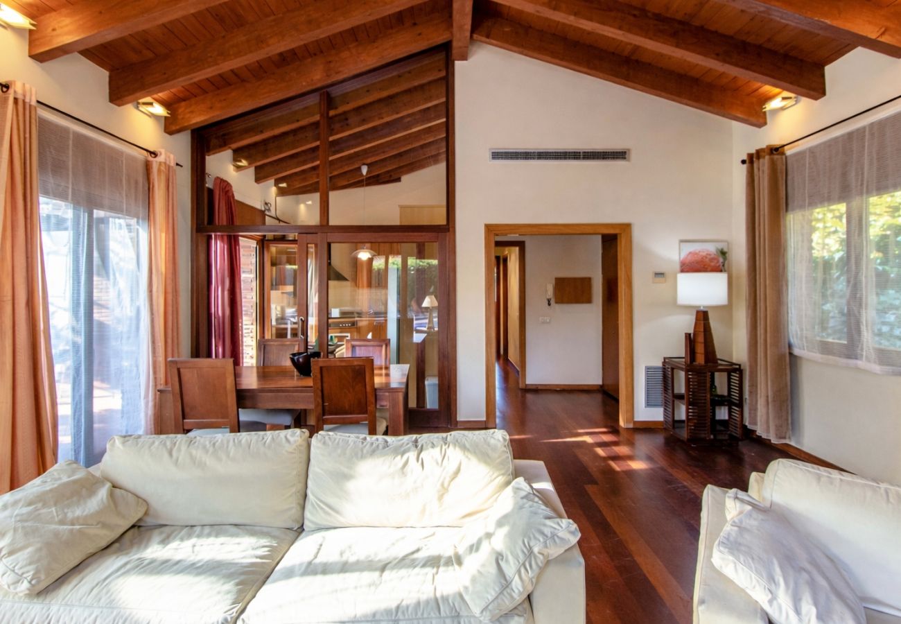 Villa à Vidreres -  Un joyau de la Costa Brava - à quelques minutes de la plage!