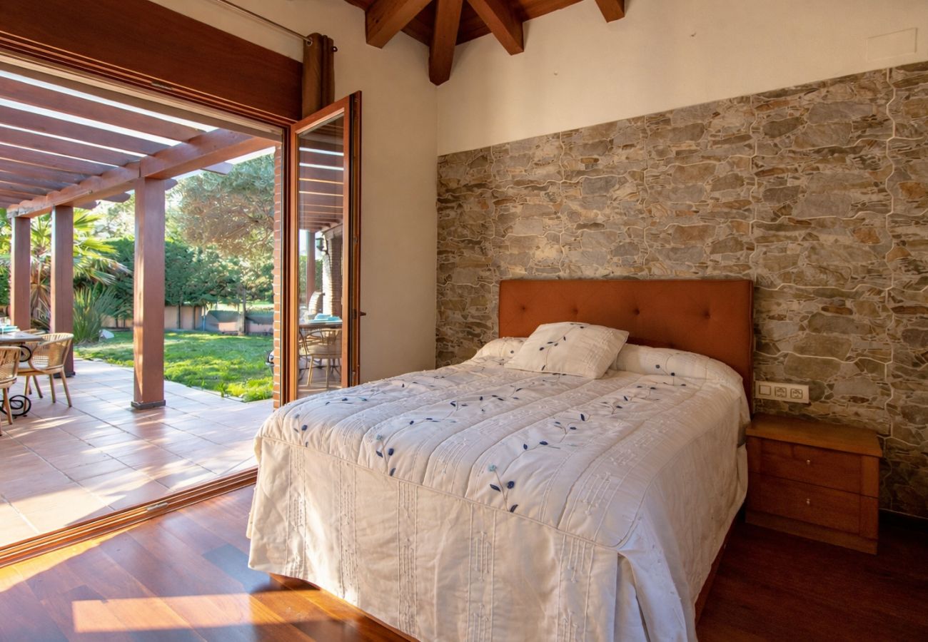 Villa à Vidreres -  Un joyau de la Costa Brava - à quelques minutes de la plage!