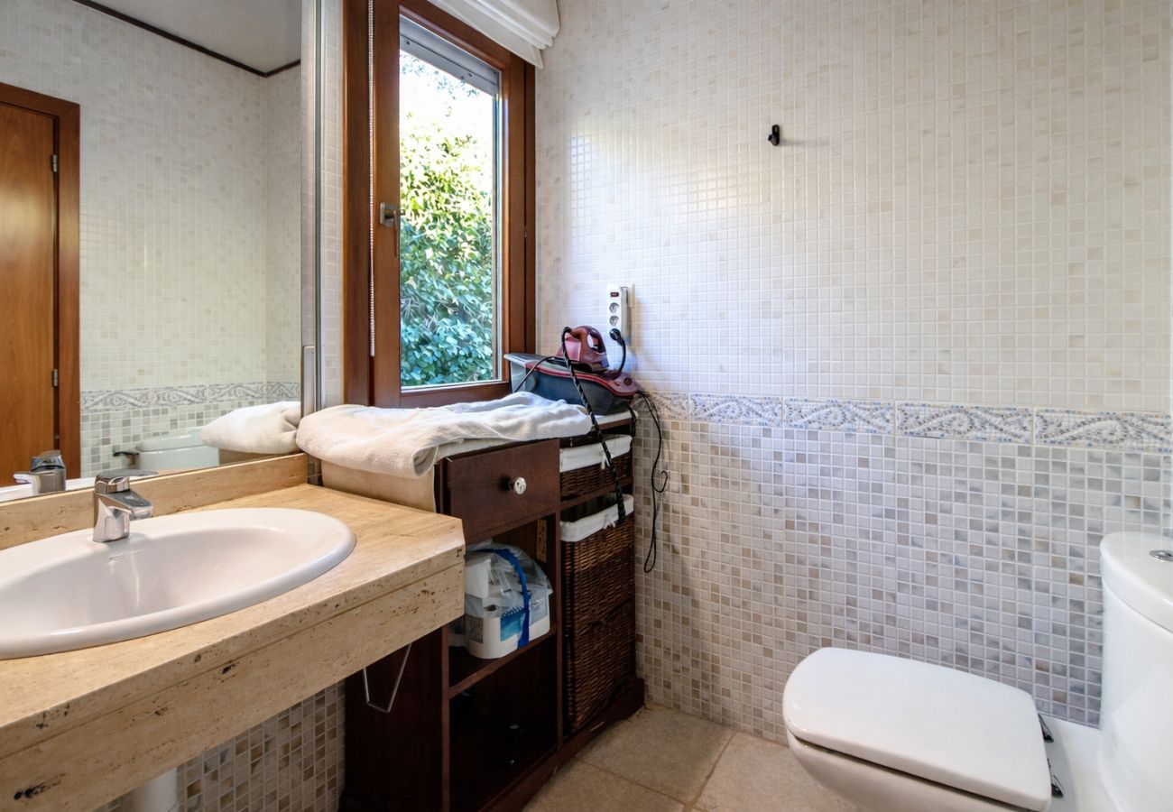 Villa à Vidreres -  Un joyau de la Costa Brava - à quelques minutes de la plage!