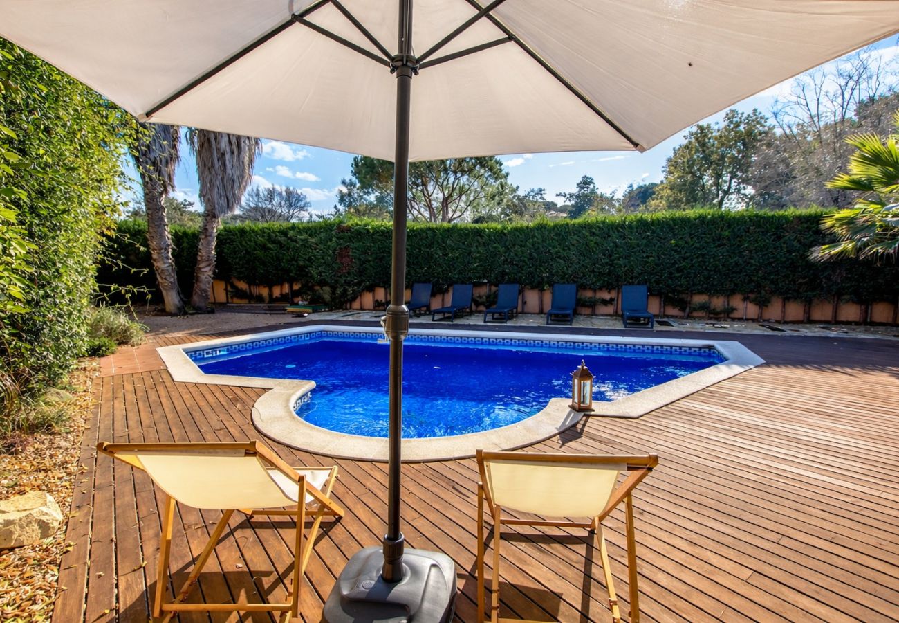 Villa à Vidreres -  Un joyau de la Costa Brava - à quelques minutes de la plage!