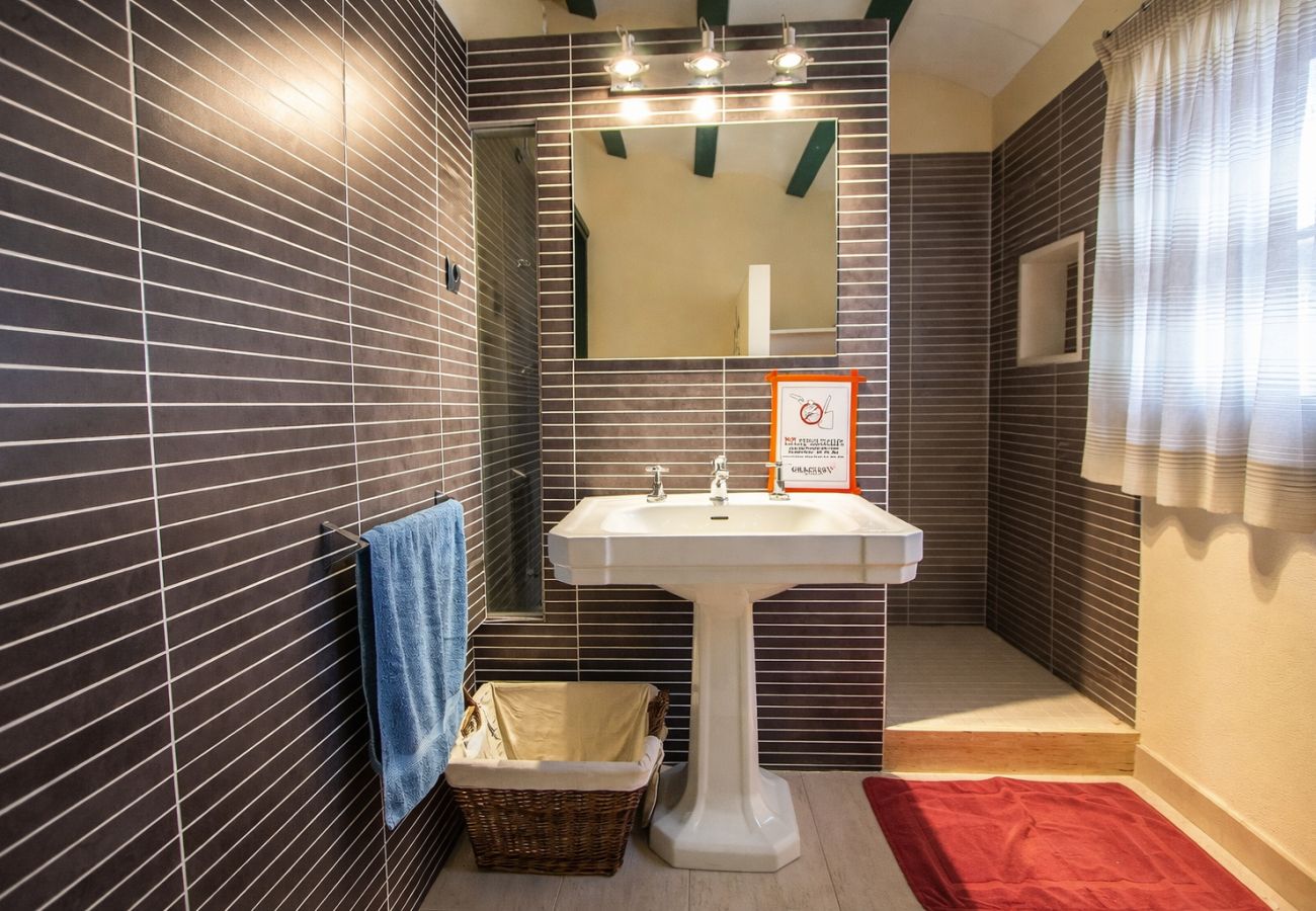 Villa à Alforja - Votre propre domaine privé à seulement 20 km de Salou! 