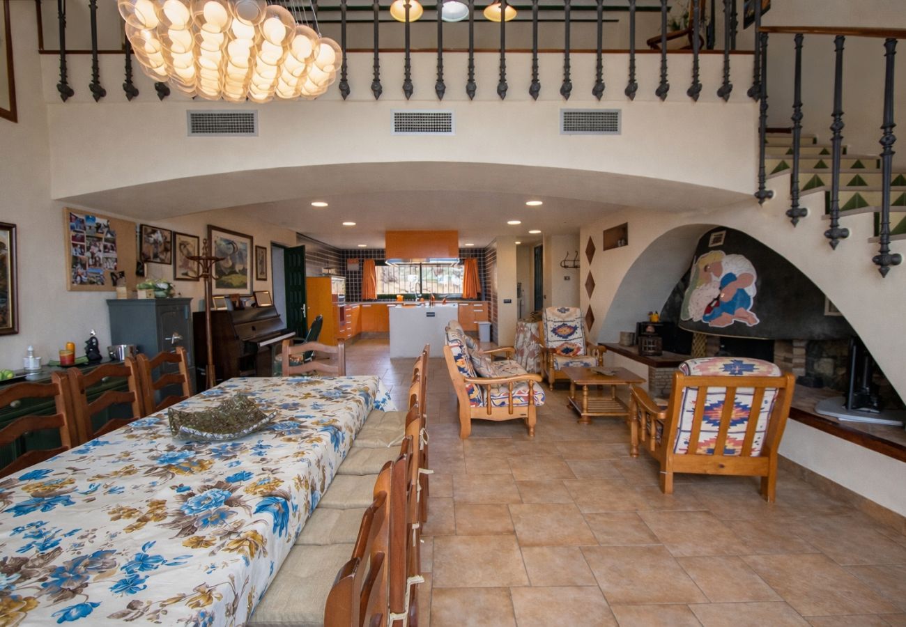 Villa à Alforja - Votre propre domaine privé à seulement 20 km de Salou! 