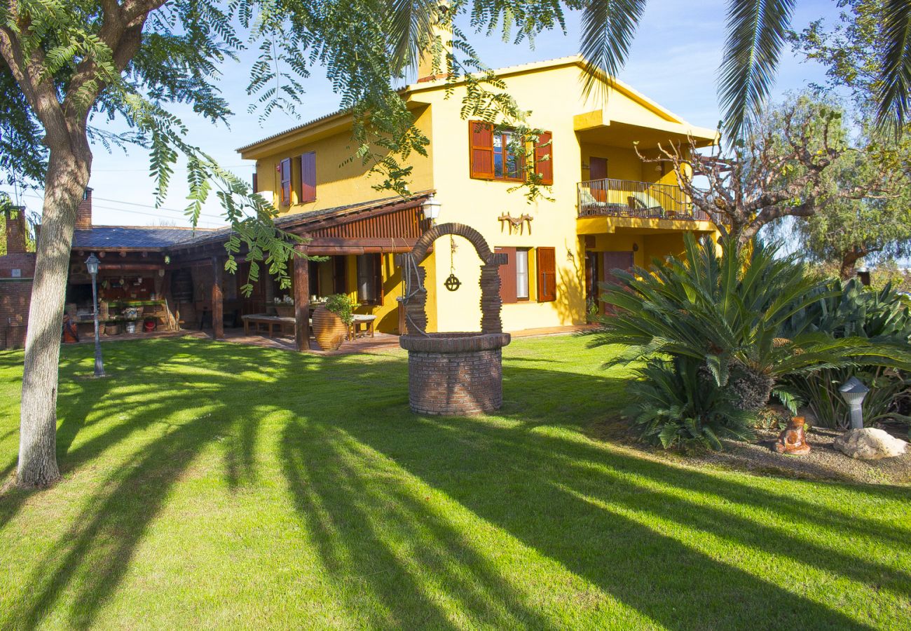 Villa à La Selva del Camp - Villa isolée incroyable, à seulement 11km de la plage!