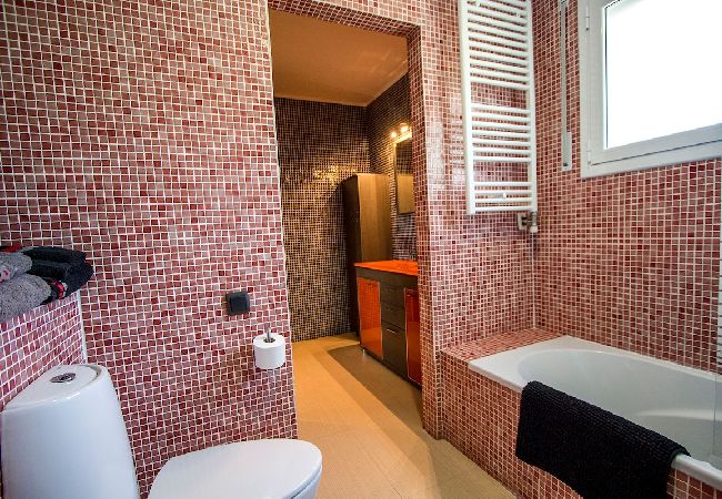 Villa à Sentmenat -  Moderne et spacieuse avec piscine privée proche de BCN! Villa à Sentmenat -  Moderne et spacieuse avec piscine privée proche de BCN!