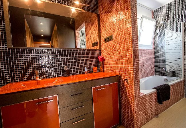 Villa à Sentmenat -  Moderne et spacieuse avec piscine privée proche de BCN! Villa à Sentmenat -  Moderne et spacieuse avec piscine privée proche de BCN!