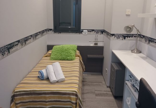 Villa à Sils -  Merveille moderne - à 26km des plages de la Costa Brava! Villa à Sils -  Merveille moderne - à 26km des plages de la Costa Brava!